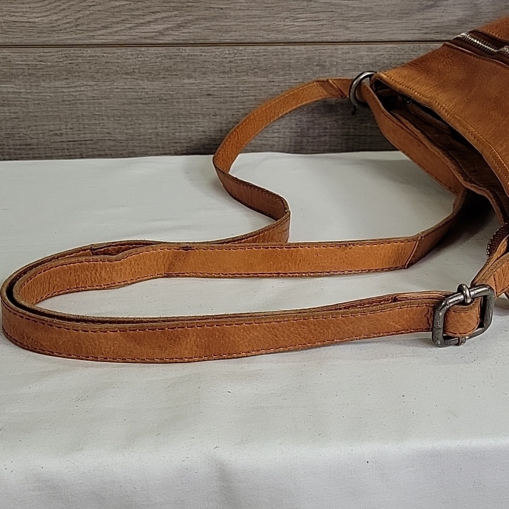 Vilenca Holland for Anthropologie Woven Shoulder Bag - Picture 5 of 12
